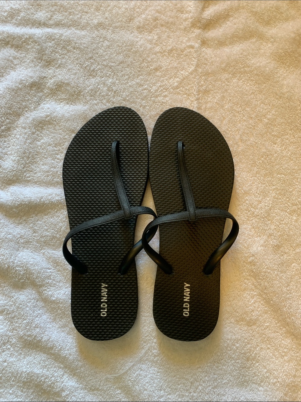 Old Navy Black Minimalist Strappy Sandals